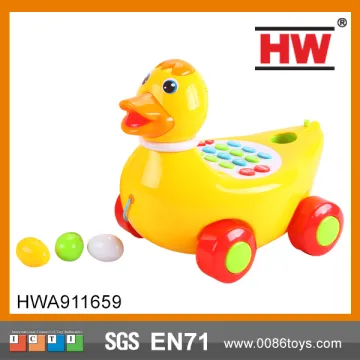 plastic B/O duck lay eggs large plastic duck