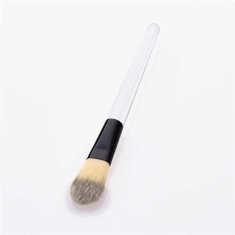 private cosmetics brush