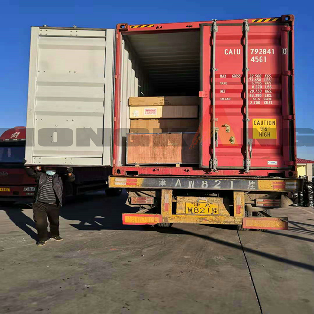 Movable Pickle Post with Multi-Function Design