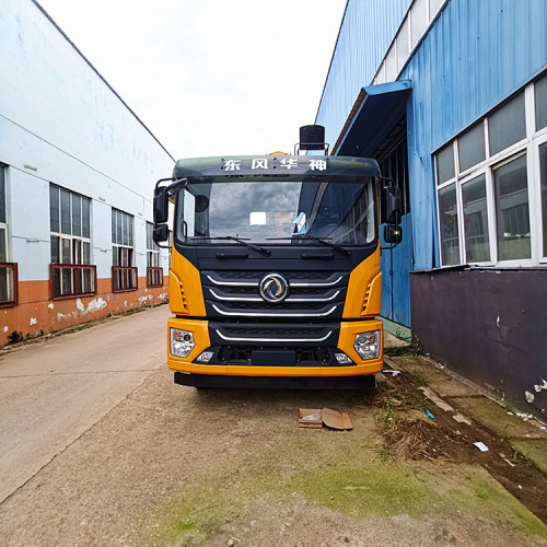 Dongfeng 8 -тонный боевой грузовик с краном
