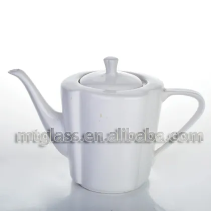 Handmade white ceramic porcelain cooking pot tea pot
