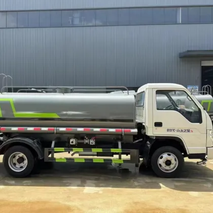 Foton road dust suppression vehicle green spraying vehicle