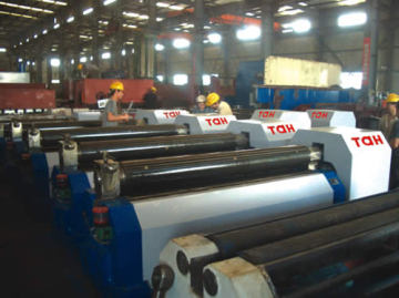 Mechanical roll bending machine