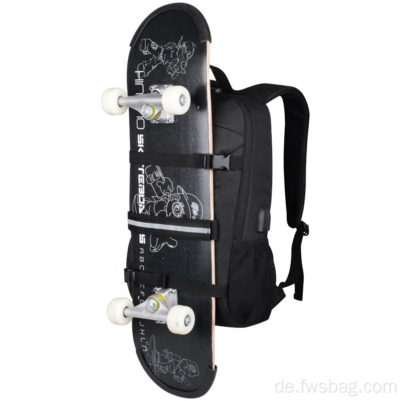 Skateboard -Rucksack mit Gurten USB -Kopfhörerloch