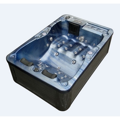 Freestanding Traditional Luxury Acrylic Hot Tub