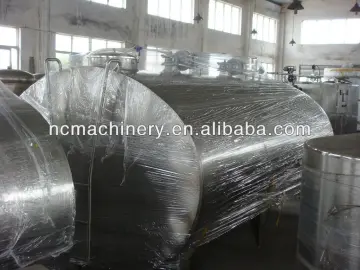 Horizontal milk cooling tank