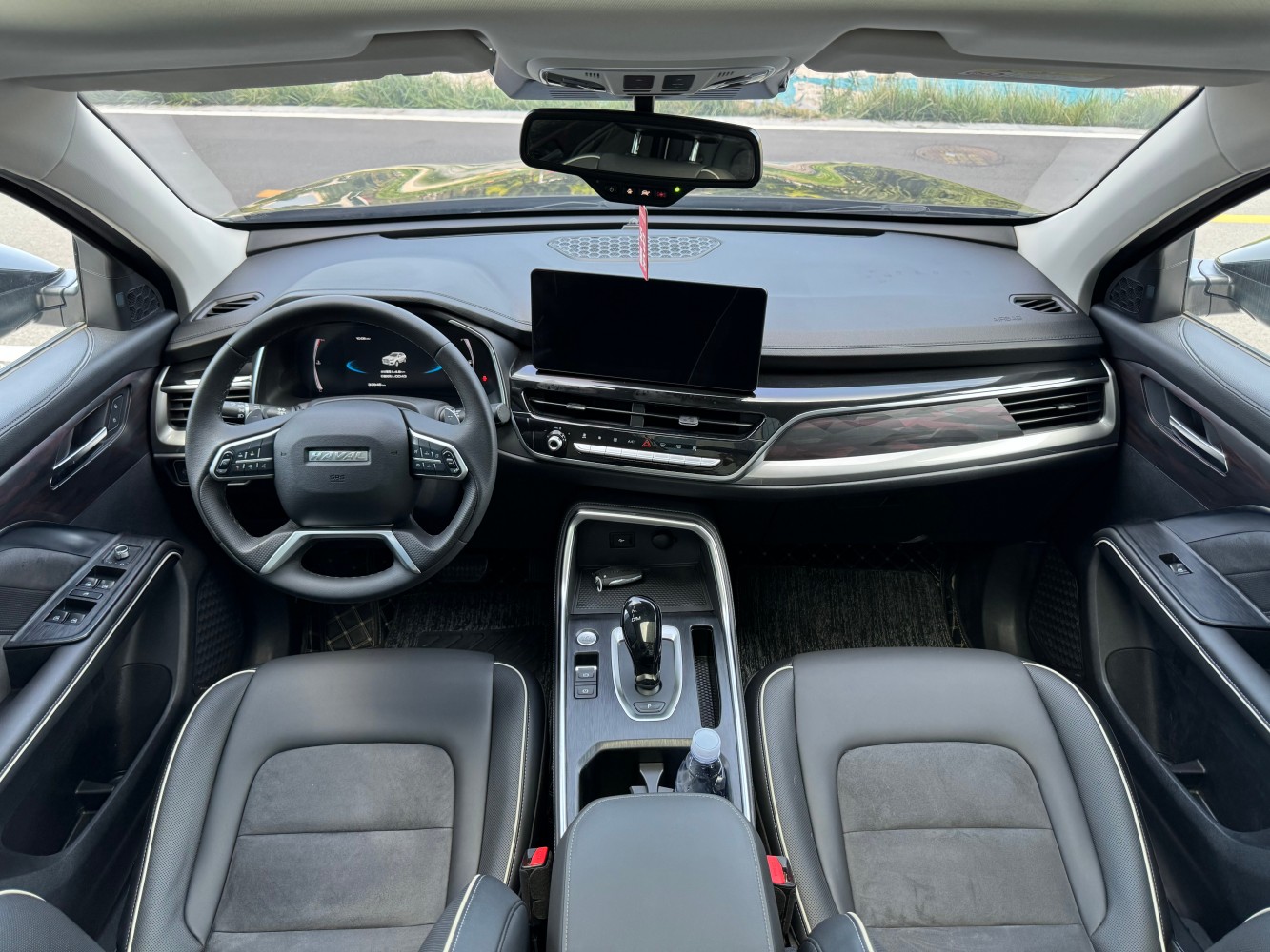 Black Haval H6 1.5T Automatic Champion
