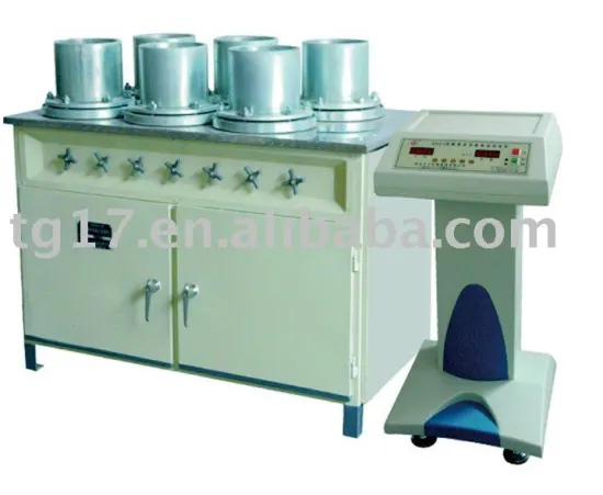 Intelligent concrete impervious test bench