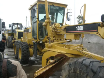 Used CATERPILLAR motor grader 140H