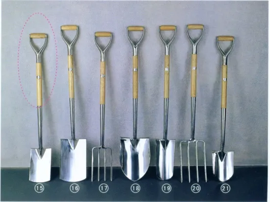 Stainless Spade and Fork with FSC Certificate Handle