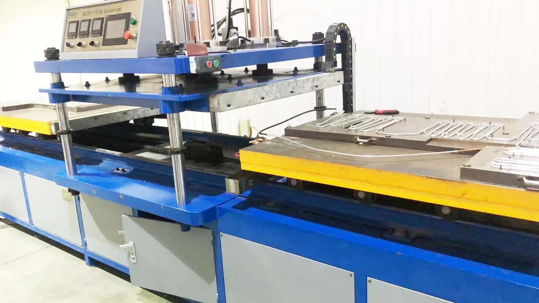 Vulcanizing Machine with 2 Automatic Mold Carts for 2D Refrigerator Evaporator Skin Evaporator Oval Shape Evaporator