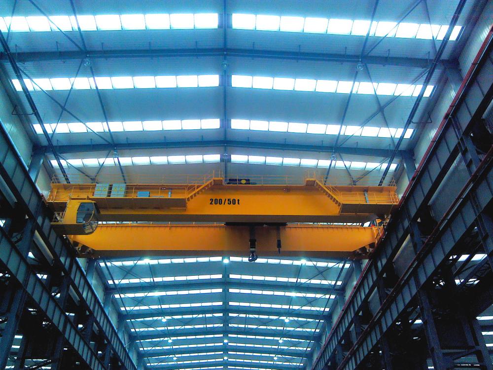 Double overhead crane 30t