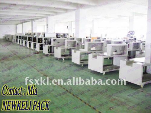 Horizontal Flow-pack Packaging Machine