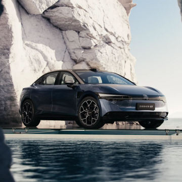 2024 Zeekr 007: Midsize Electric SUV with 4 Doors and 5 Seats