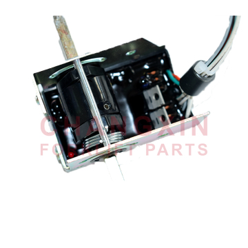 Curtis Electronic Throttle Model ET-126MCU 24-48V Throttle Assembly with 0-5V Signal Output