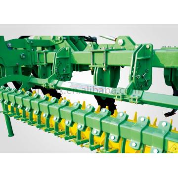 Agricultural implement folding type tractor subsoiler plough