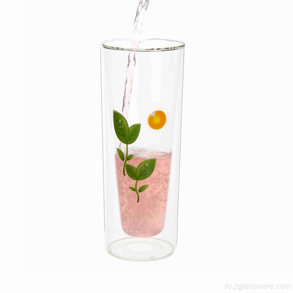 Изолированная стеклянная пивная чашка на заказ