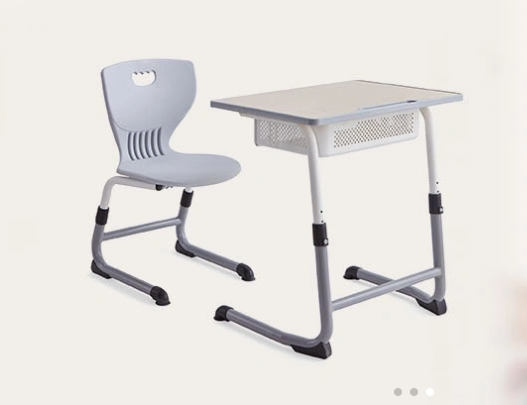 What elements should a learning table suitable for children have?