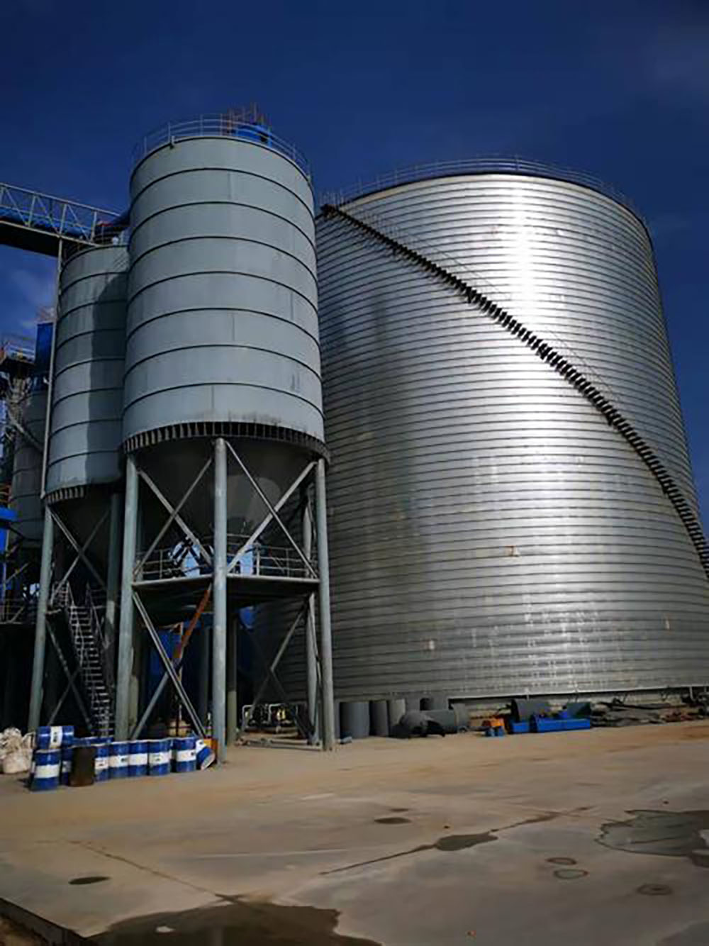 Fly ash pneumatic transportation in chemical industry