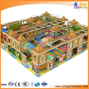 Young kids special favorite indoors amusement park by using latest design