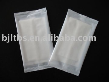 hand cleaning wet wipe