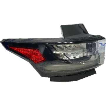 2018-2021의 LED 테일 램프 레드 라인 패키지가있는 Chevrolet Traverse