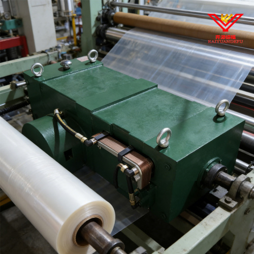 Редуктор поверхности твердых зубьев для машины для выдувания пленки