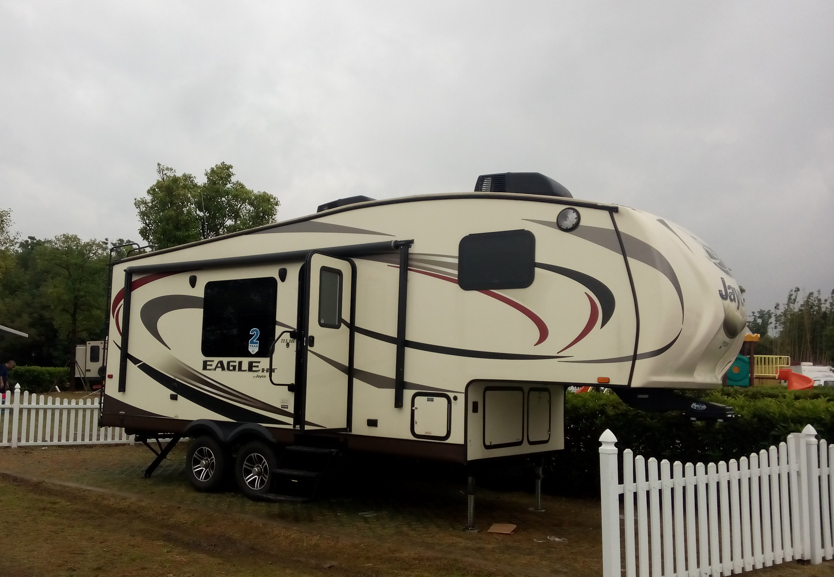 RV solar inverter system