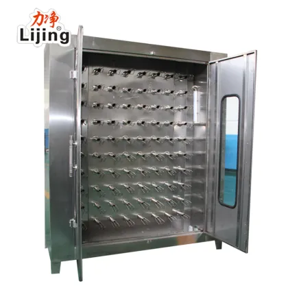 Shoe drying machine, ozone shoe dryer, ultraviolet shoe dryer