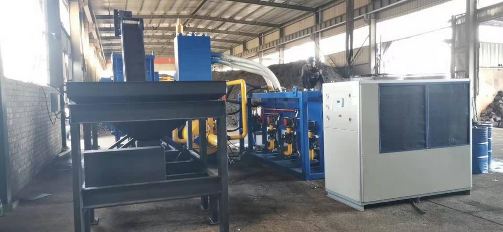 Industrial Metal Chips Fluid Recycling Block Making Machine