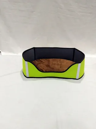 Pet flat nest Green