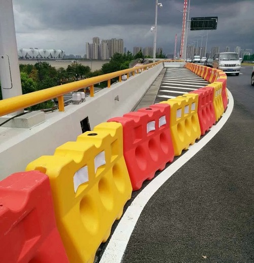 oad safety barrier Factory Price plastic