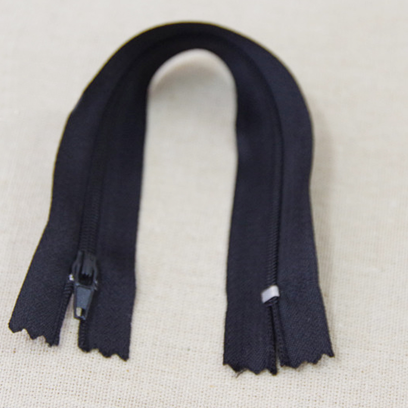 Closed zipper BK-2-2