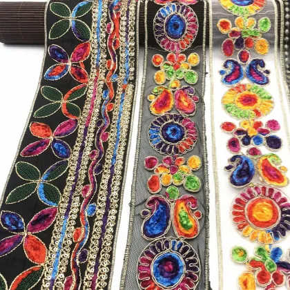 Wholesale Ethnic Style Flower Mesh Embroidered Trimmings for Luggage, Clothing Accessory