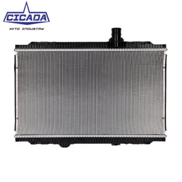 ALUMINIUM Radiator for Peterbilt Truck Models 2001-2511, 2001-3705, 559168A Replacement Parts