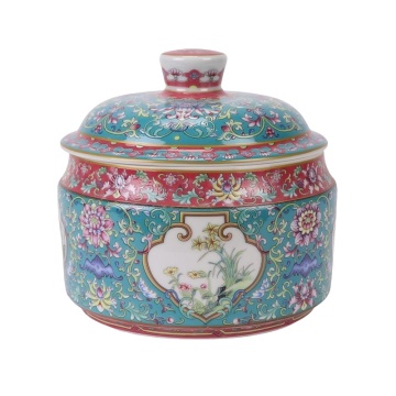 Green Enamel Tea Pot with Interlocking Branch Pattern