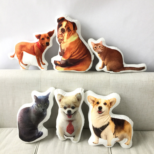 Preciosa almohada familiar con forma de mascota