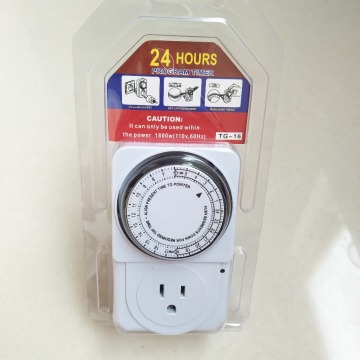 24-Hour Mechanical Programmable Timer Socket Plug, 110V-120V