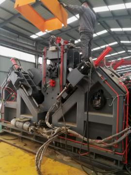 Peralatan Produksi Pengeboran CNC Baja Sudut Berkecepatan Tinggi