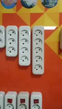 European Style 10/16A 5 Way Extension Power Switch Socket (E8005ES)