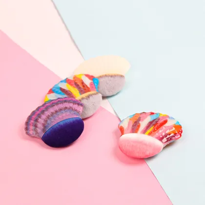 Vegan Cosmetic Shell Makeup Brush - Private Label Contouring Blush Brush