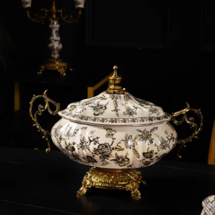 China-Made Traditional Ceramics for Exhibitions and Decor