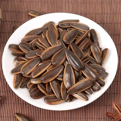 Caramelized melon seeds