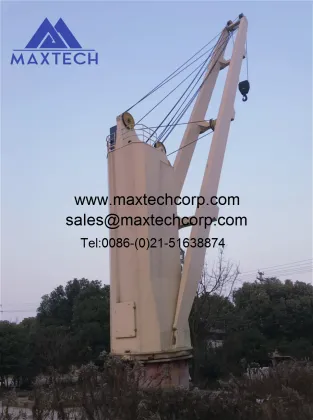 seaside offshore port ship deck crane
