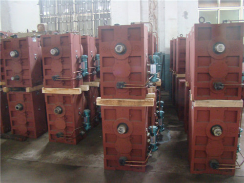 Single Screw Extruders Gear Boxes (Vertical Type)