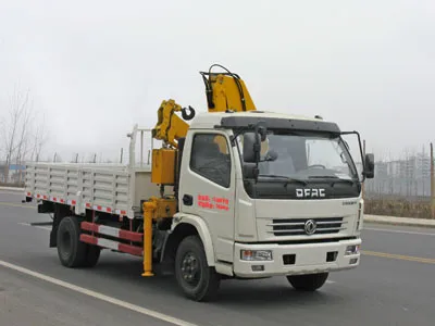 CLW mini telescopic crane truck with crane,lorry-mounted crane