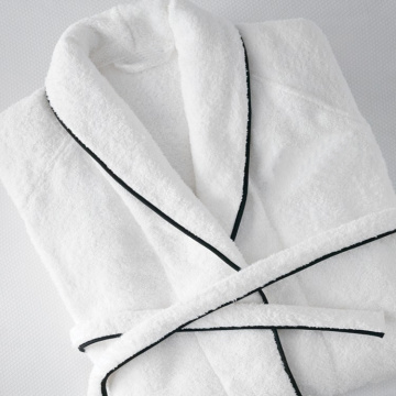 Custom sets luxurious bathrobe