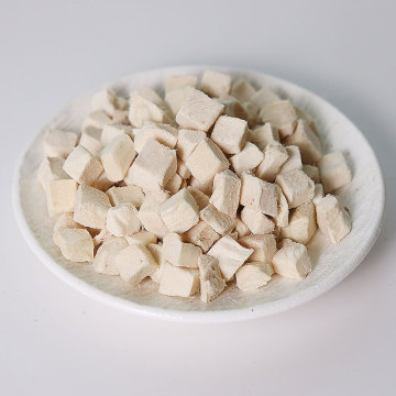 Factory Wholesale: High-Quality Freeze-Dried Chicken Meat Cat Treats and Dry Food