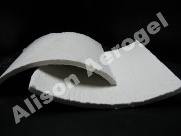 Silica aerogel blanket for high temperature