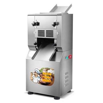 Elektrische Pasta -Nudel -Maschine mit Teig drücken und schneiden